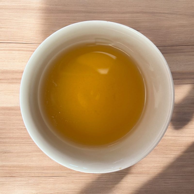 L'infusion d'écorce de cacao aux reflets dorés et riches arômes de chocolat